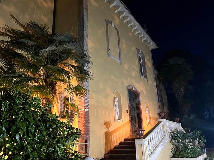 Le château sous la lumière