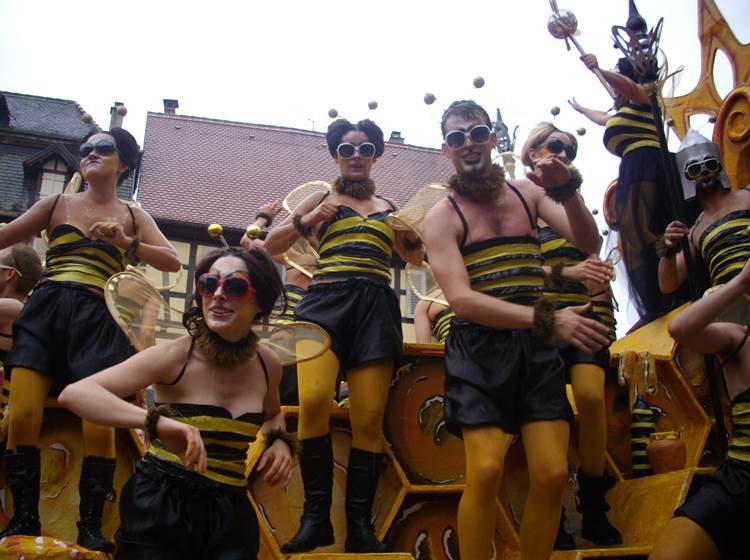 Chars lors de la fête des ménétriers à Ribeauvillé début septembre