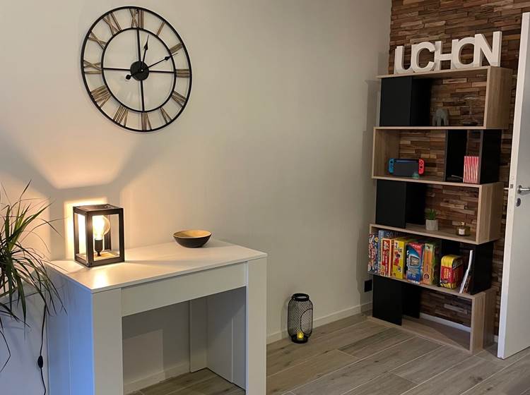 Salon avec table extensible