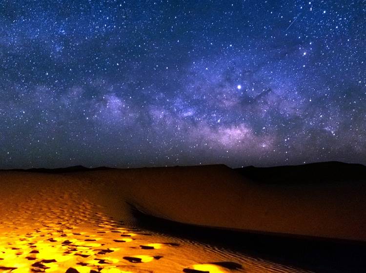 La nuit magique dans les dunes