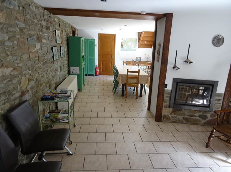 Salon et salle à manger du gîte 2