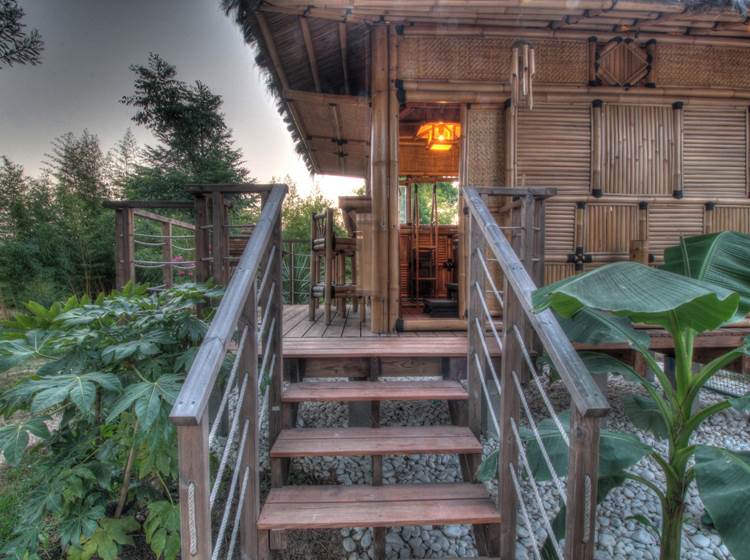 Maison en bambou du Jacuzzi
