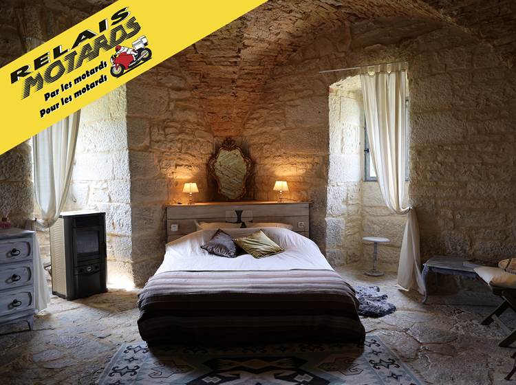 Chateau de Saint Chamarand, Relais Motards