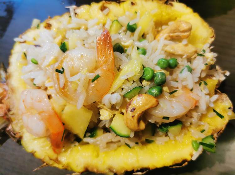 Riz thaï sauté à l'ananas "maison"