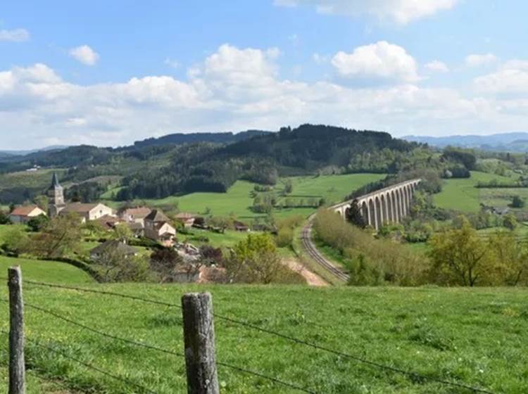 Viaduc de Mussy-sous-Dun à 23km de Vaulx