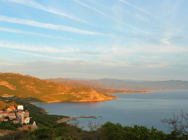 Cargèse (sud) vue du chemin du Puntiglione