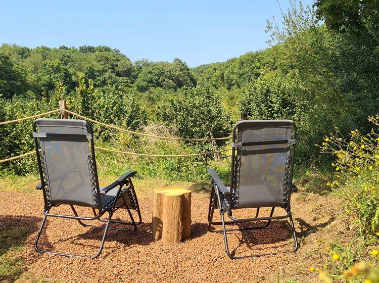 Espace détente extérieur emplacement Cocon chouette