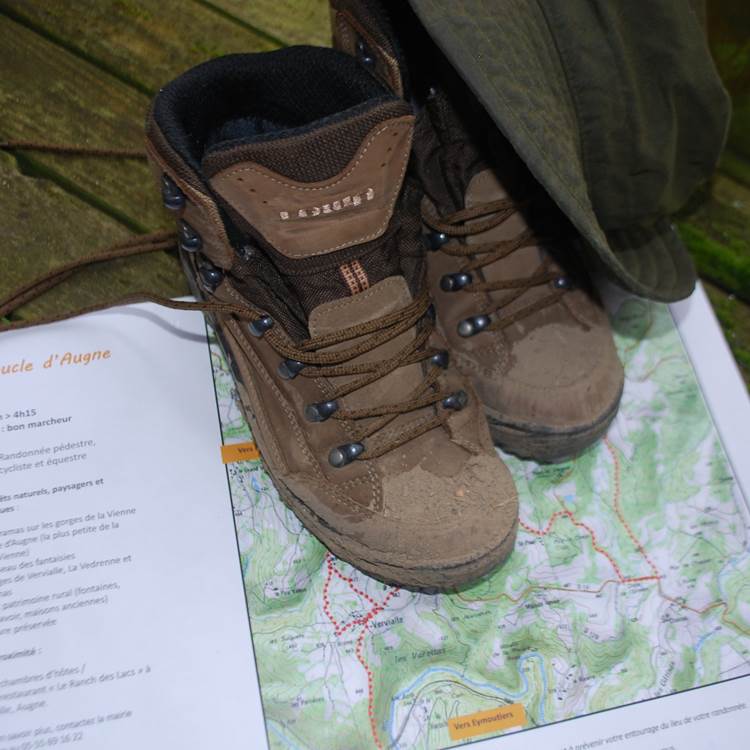 La boucle d'Augne randonnée en Haute-Vienne, Maison du Masjoubert Chambre d'hôte-photo-page