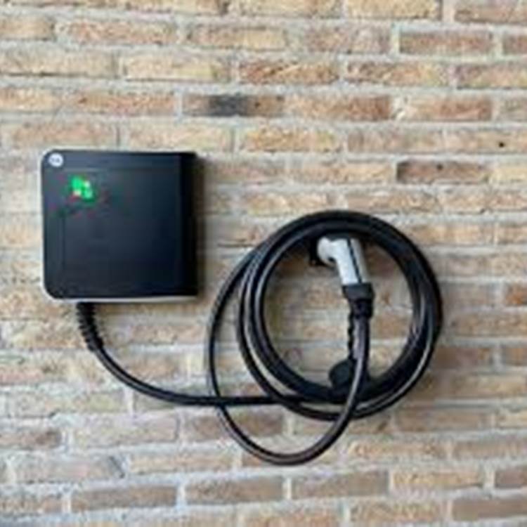 Borne recharge voiture électrique à la Ferme du Parc-photo-news