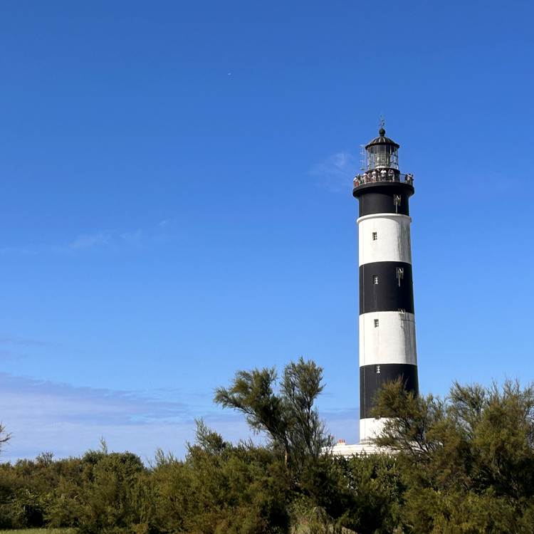 Explorer le phare de Chassiron-photo-page