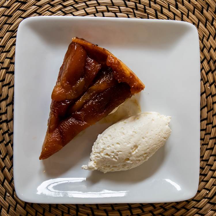 Tarte Tatin, Crème Fouettée au Mascarpone-photo-page