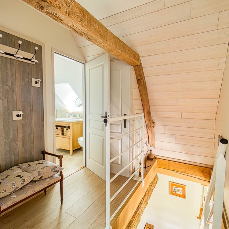 pallier-suite-de-l-atelier-la-verrerie-d-ivoy-photo-page