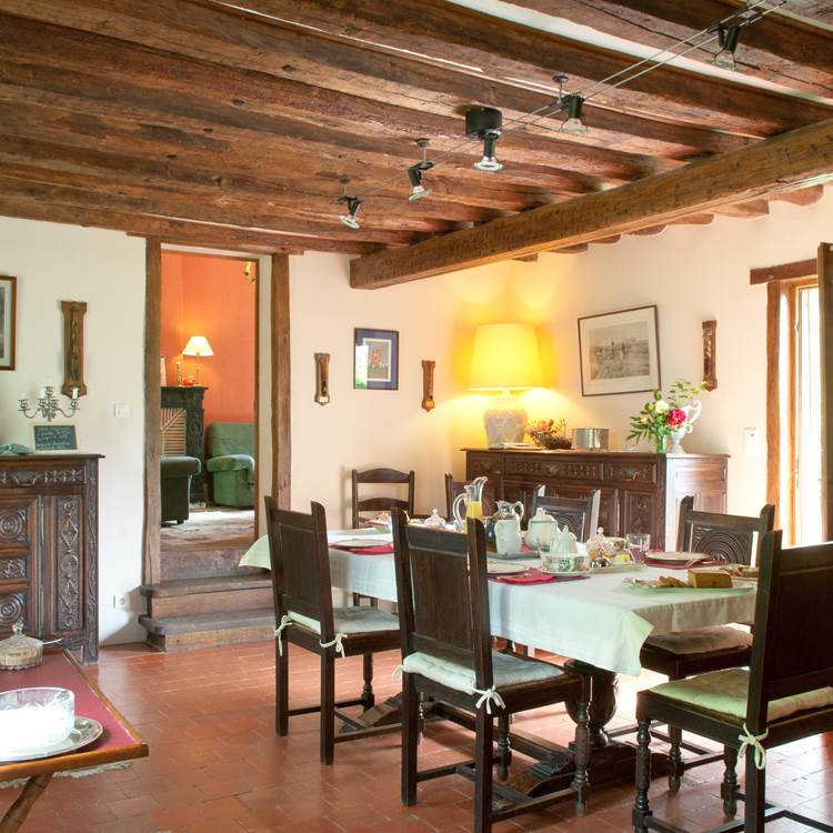 l-annexe-salle-a-manger-des-hôtes--photo-page