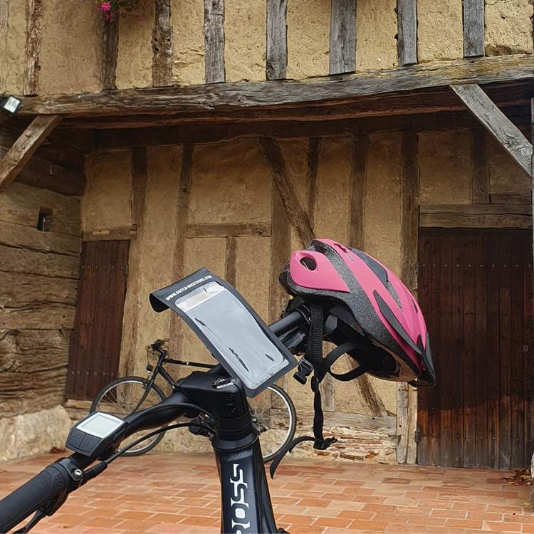 Station Bee's Villeréal_location vélos électriques_balades et séminaires