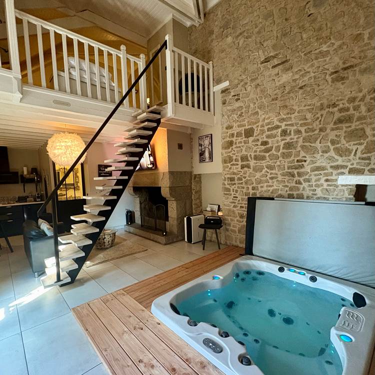 des anges et des bulle jacuzzi privatif
