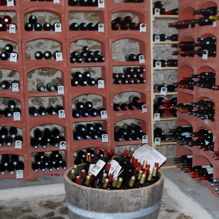 La Cave à vins du Ranch des Lacs Hôtel de Charme Augne-photo-page