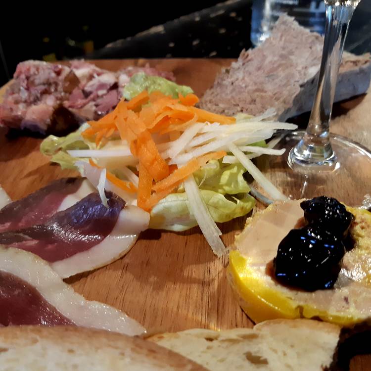 20200213_142245 planche aux produits de la Ferme de Beauregard-photo-page