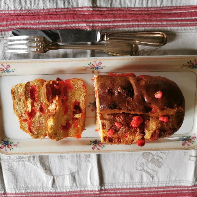 Petits déjeuners agrémentés par les délices du boulanger-photo-page