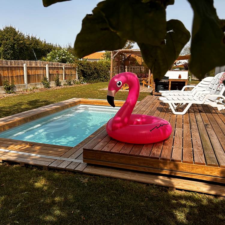 La piscine chauffée de Maison Ginette ; un environnement ludique pour petits et grands-photo-news