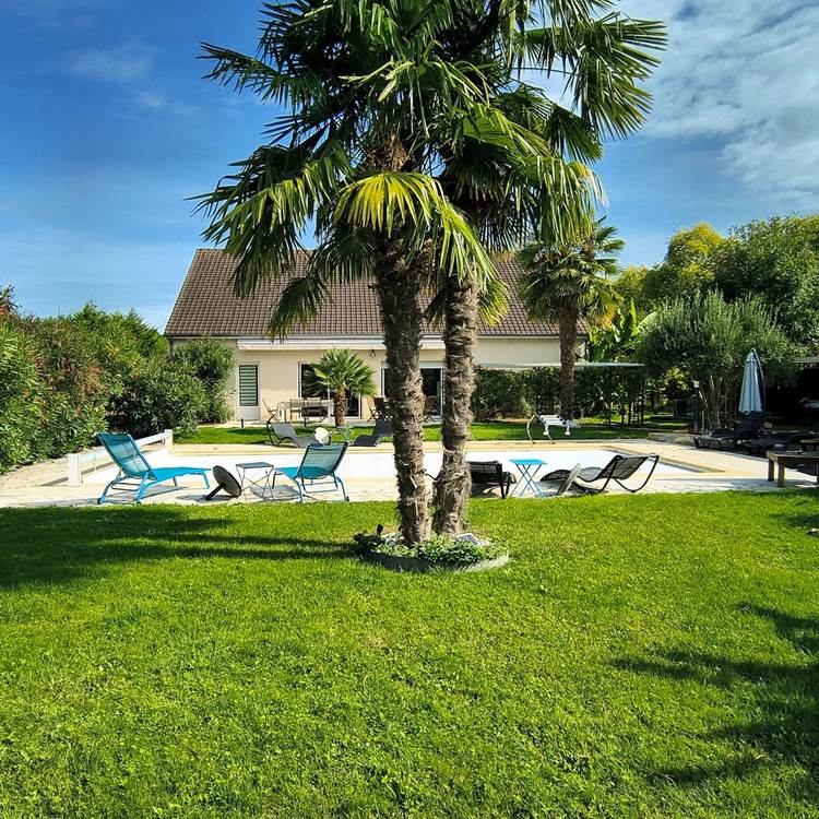 Chambre confortable à 25 minutes du circuit des 24 Heures du Mans.-photo-page