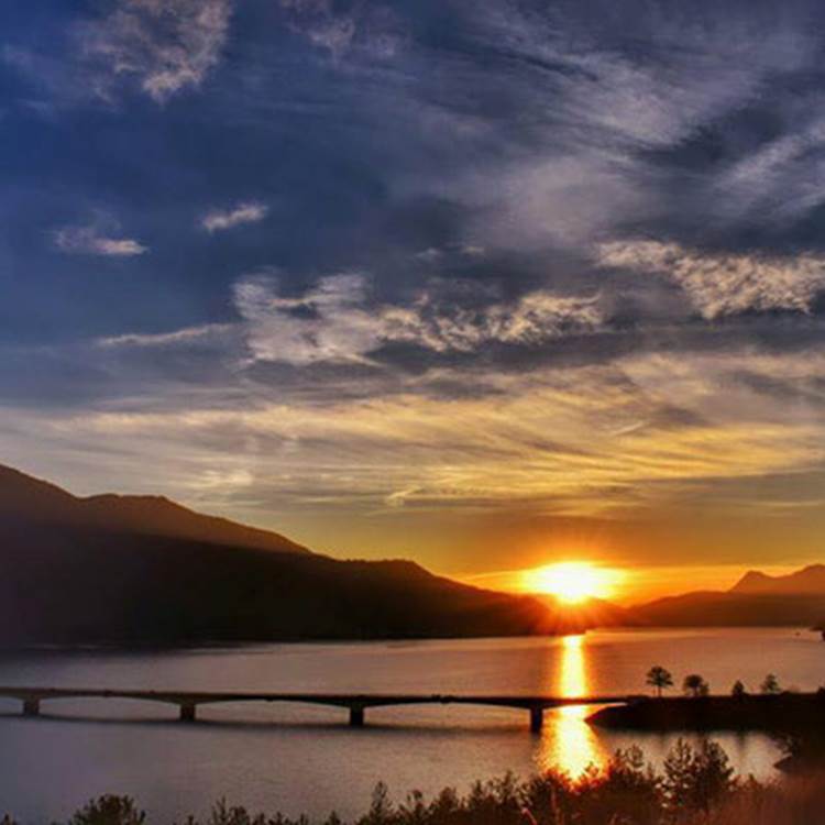 L'Ancre Bleue, base nautique à Savines-le-Lac-photo-page