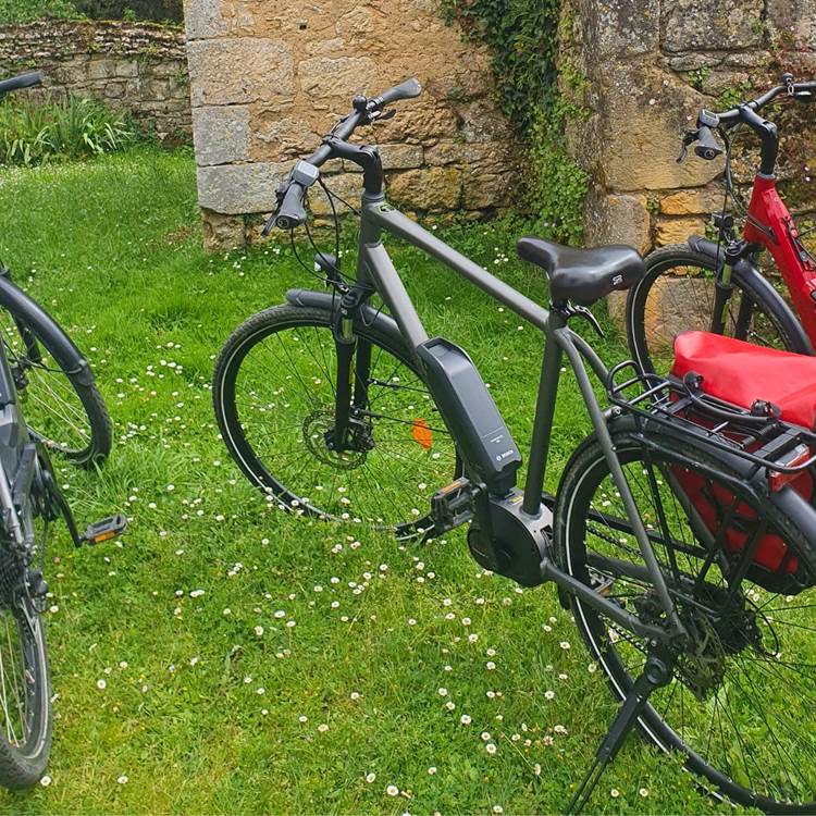 Station Bee's Monpazier-Villeréal_location vélos électriques_balades et séminaires