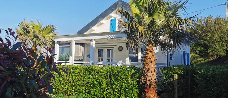 Les Chalets de Kerescar  - terrasse privative couverte vue mer