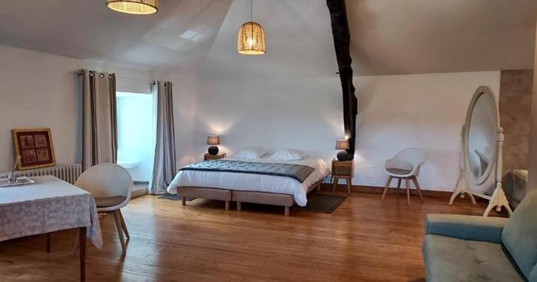 chambre-hote-manoir-courbiac-piscine