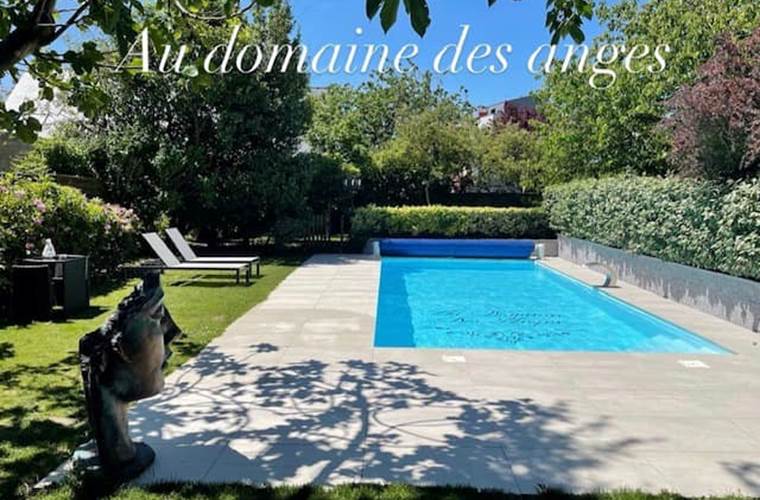Piscine extérieure chauffée à partager en saison
