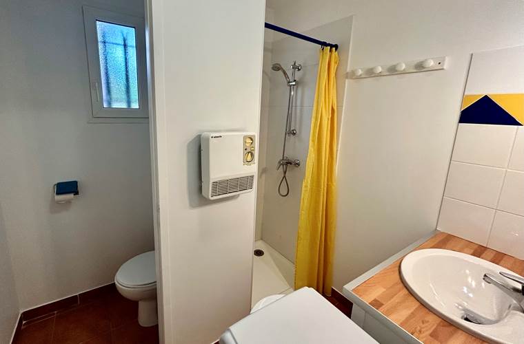Les Mazets du Rouret - Salle d'eau et wc