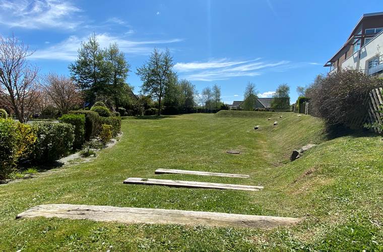 jardin_vacance_mer_finistere_pas cher_le relecq kerhuon_chien_evea garden_appartement location