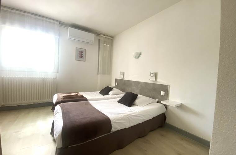 CHAMBRE TWIN