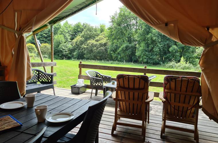 SF3 uitzicht vanuit tent