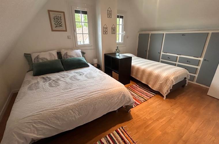 chambre 3-lits 140x90-90x200-étage