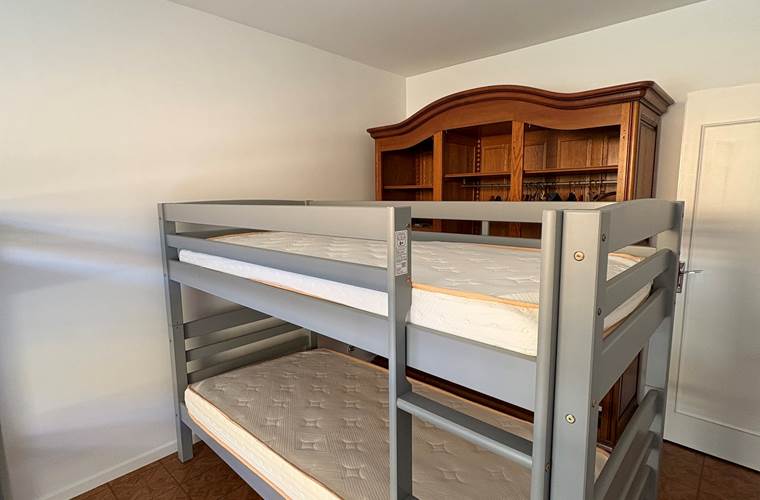 chambre-enfants-week-end-famille-gages-occitanie