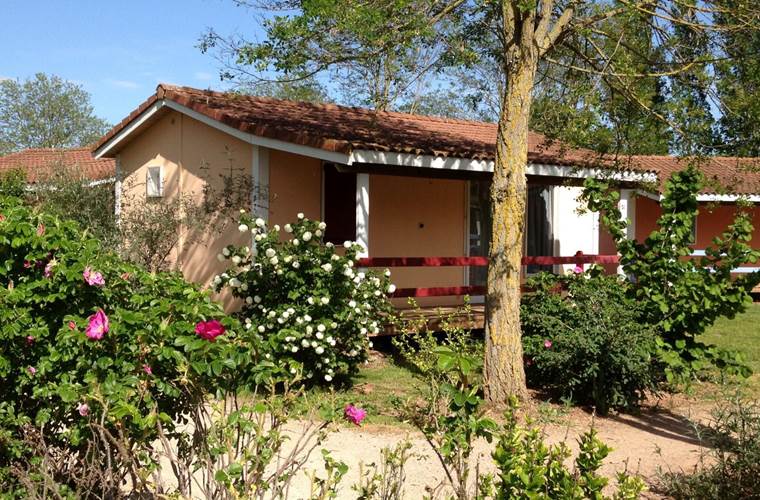 LE-HAMEAU-DES-GENÊTS-Chalet-2-Personnes-Le-Chalet