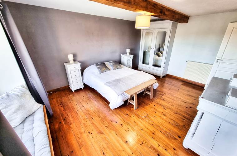 chambre-double-cottage-location-lauragaise.jpg