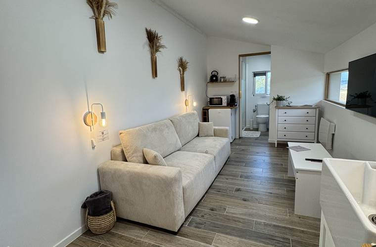 studio-le-lodge-interieur-cosy-deco-nature.jpg