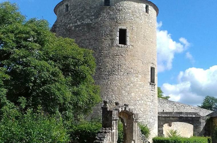 Tour de Montaigne