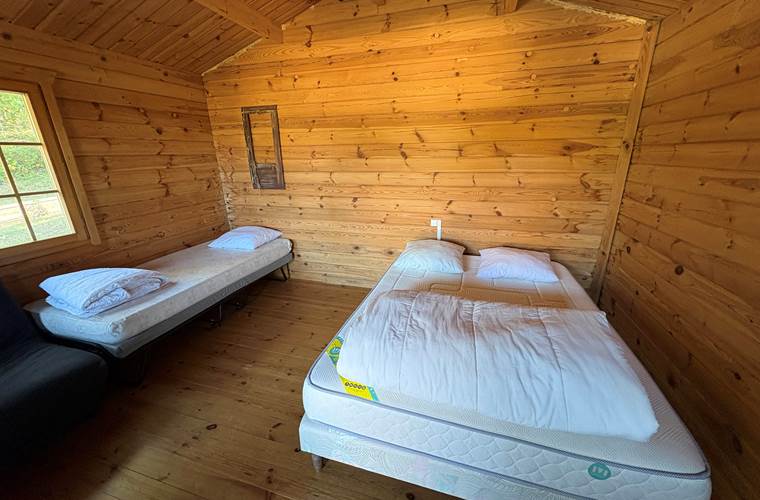 chalet-insolite-aveyron-rodez-famille-nature