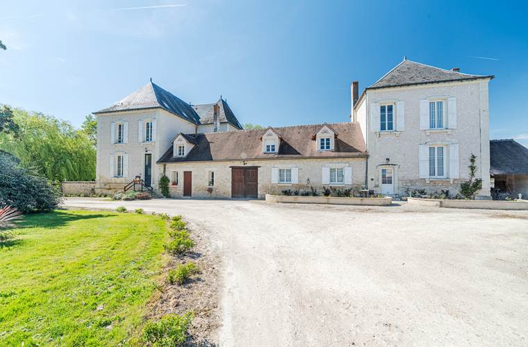 maison d'exterieur devant