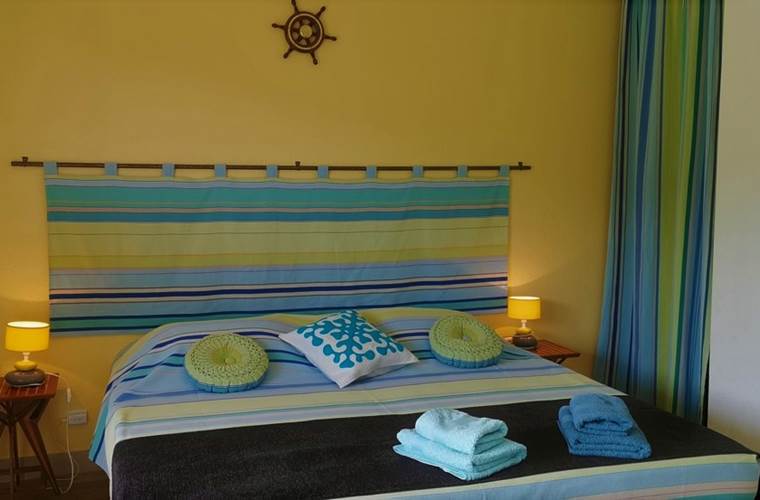 Chambre Neulos avec son lit double