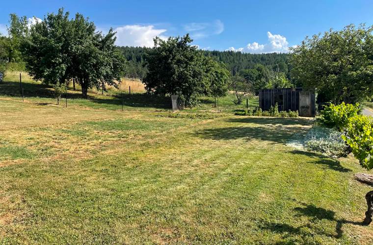 Jardin-famille-enfants-amis-aveyron-occitanie