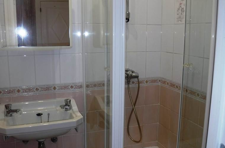 Salle de douche - douche 80x80 + lavabo