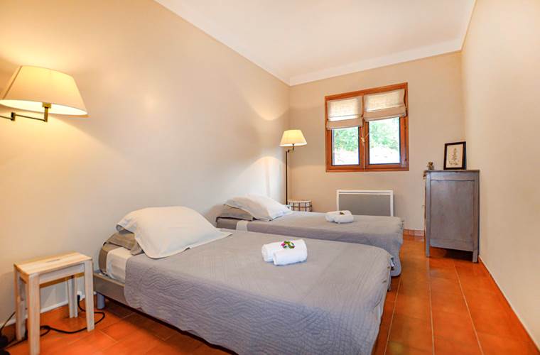 fko460_bed_05