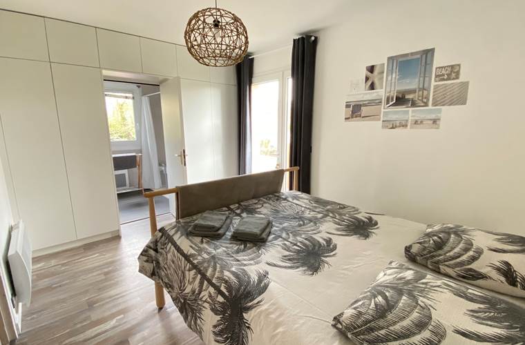 Residence 3 iles_Binic-Etables sur mer_Gite Hotel_Vue large chambre Ouessant