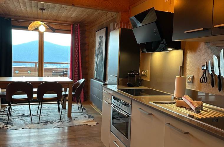 Cuisine équipée dans le duplex