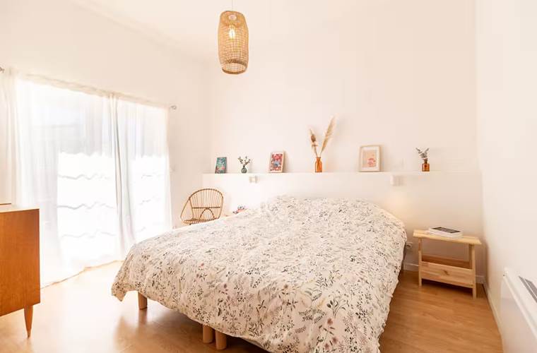 La Bergeronnette - suite parentale rez de chaussée avec salle de bain attenante, petite terrasse privative
