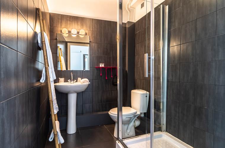 Chambre Supérieure - Salle De Bain
