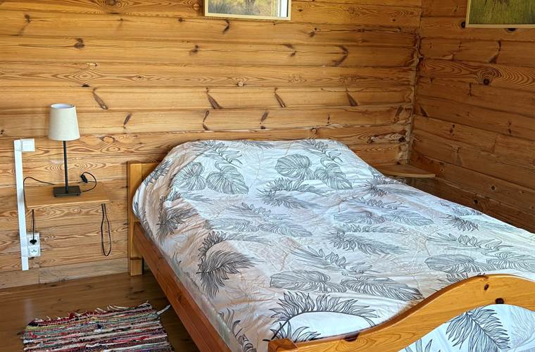 Chalet-cerf-bois-famille-couple-parc-animalier-saint-hubert-gages-aveyron-occitanie